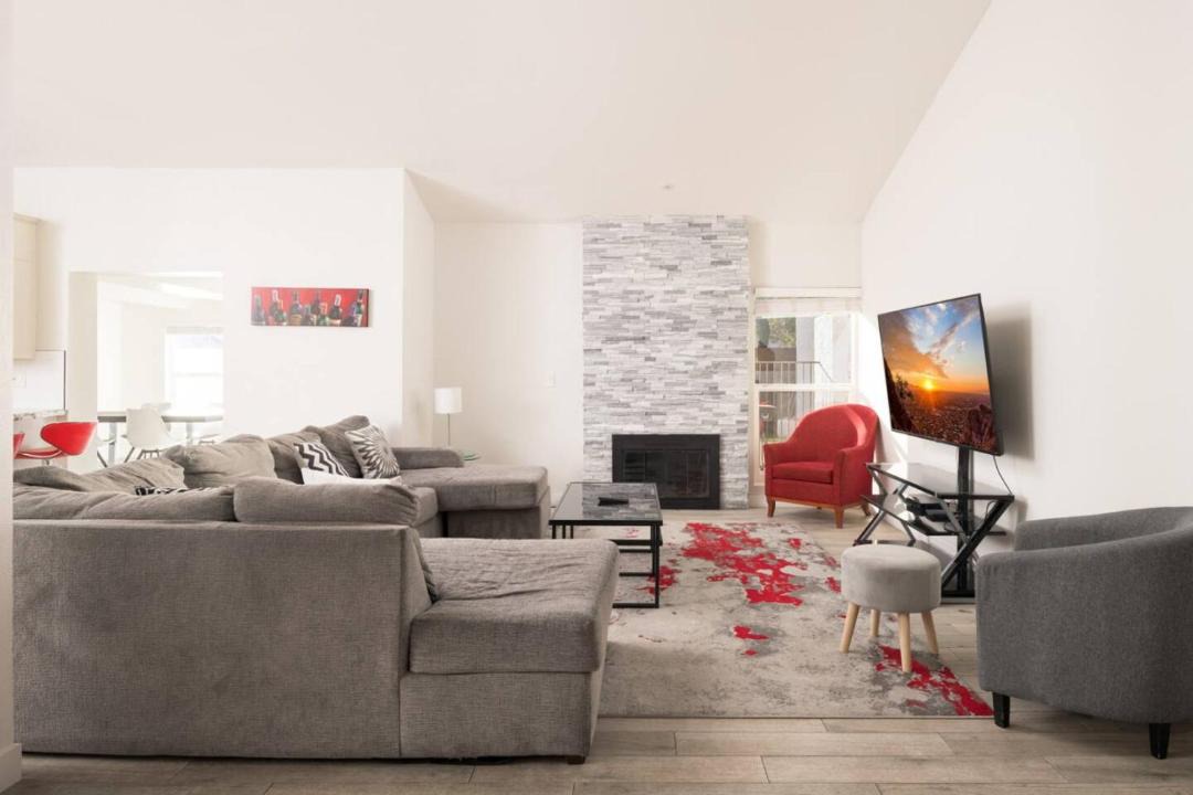 Photo of Livingroom in North Mountain