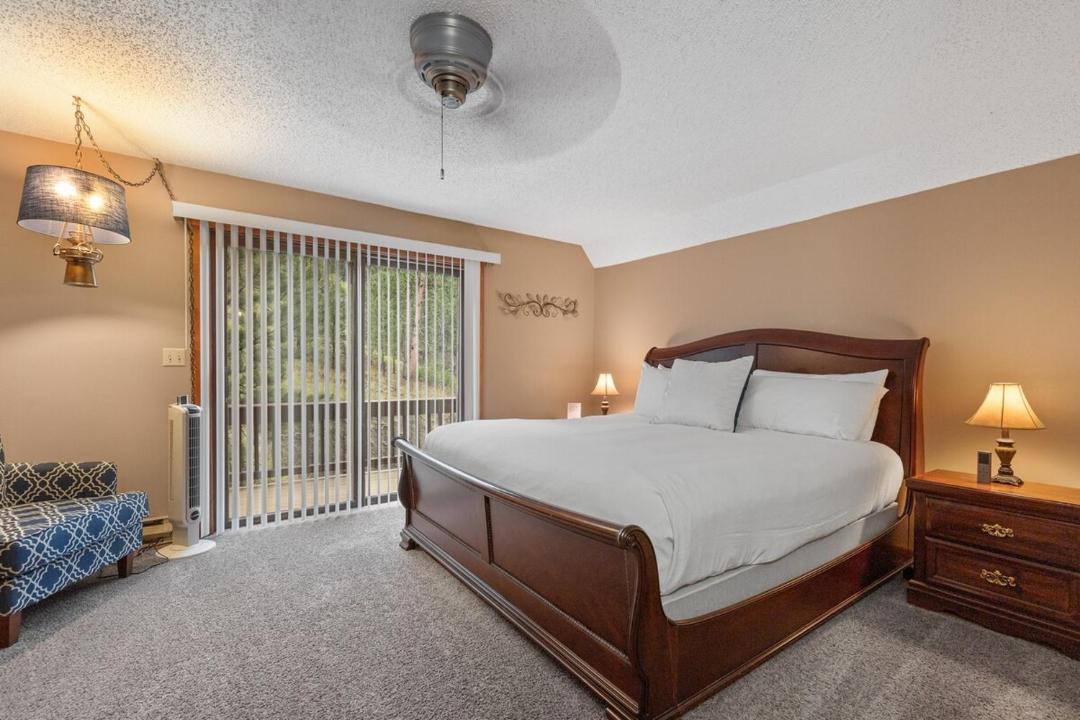 Photo of Bedroom in Hill City