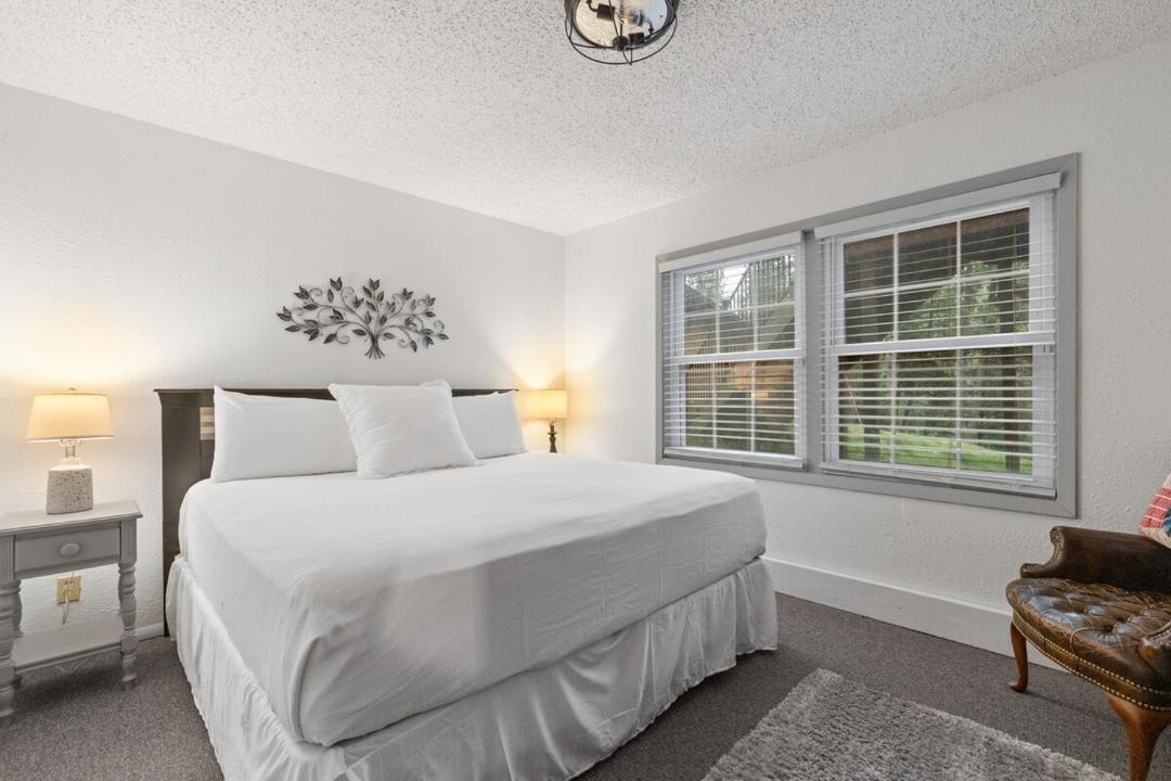Photo of Bedroom in Hill City