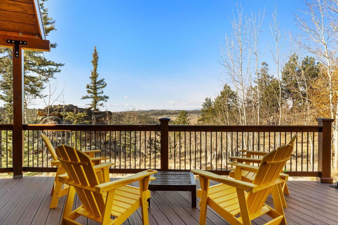 Photo of Patio Balcony in Indian Mountain