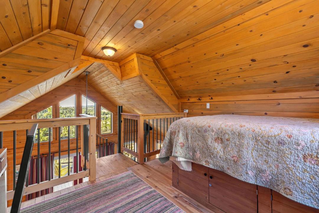 Photo of Bedroom in Indian Mountain