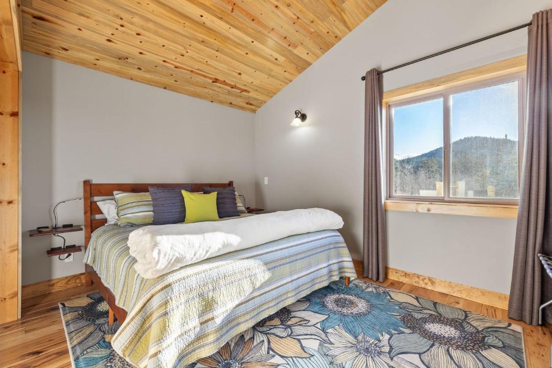 Photo of Bedroom in Indian Mountain