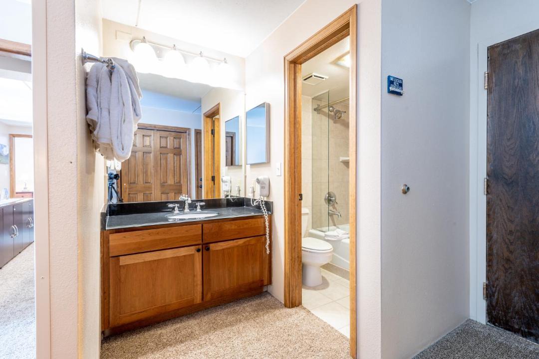 Photo of Bathroom in Copper Mountain Village