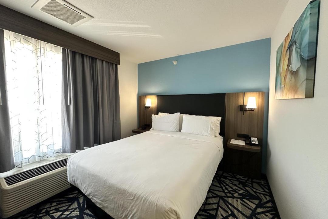 Photo of Bedroom in Lexington