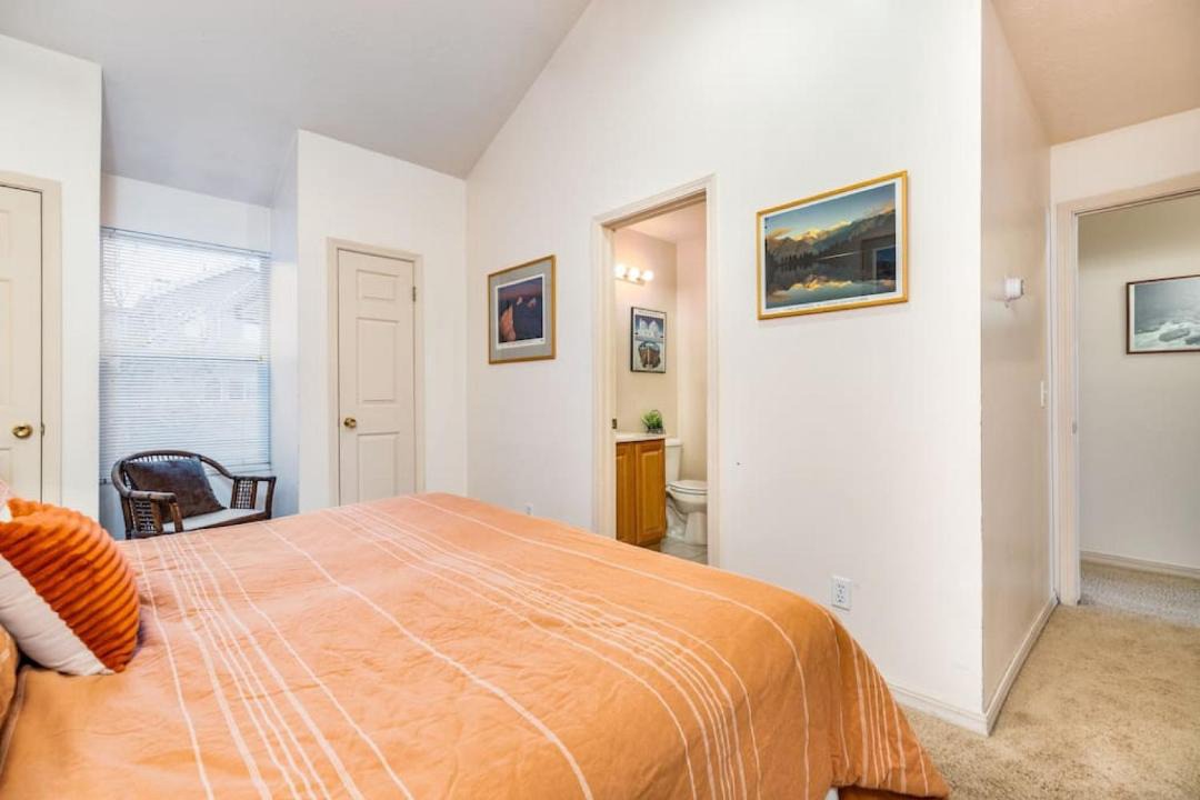 Photo of Bedroom in Cottonwood Heights