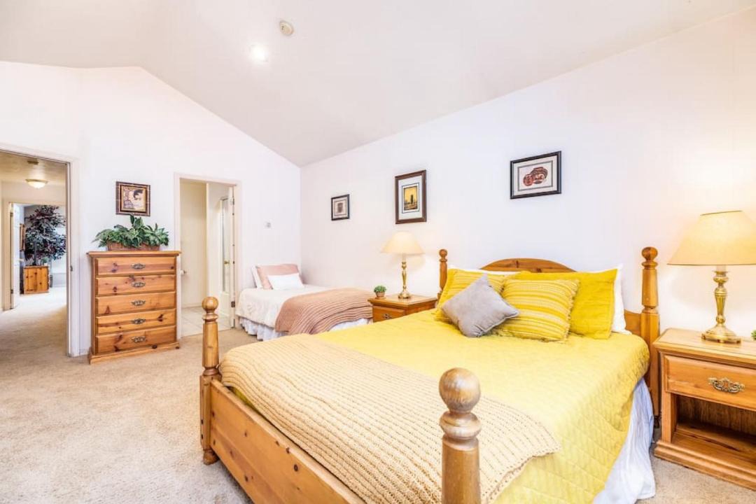 Photo of Bedroom in Cottonwood Heights