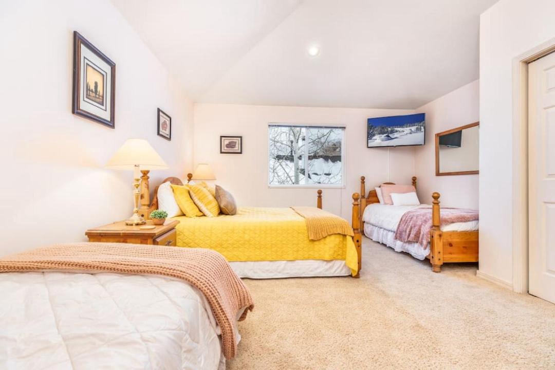 Photo of Bedroom in Cottonwood Heights