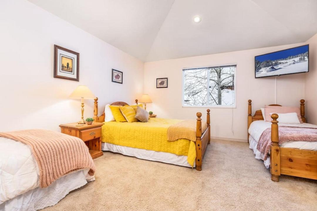 Photo of Bedroom in Cottonwood Heights