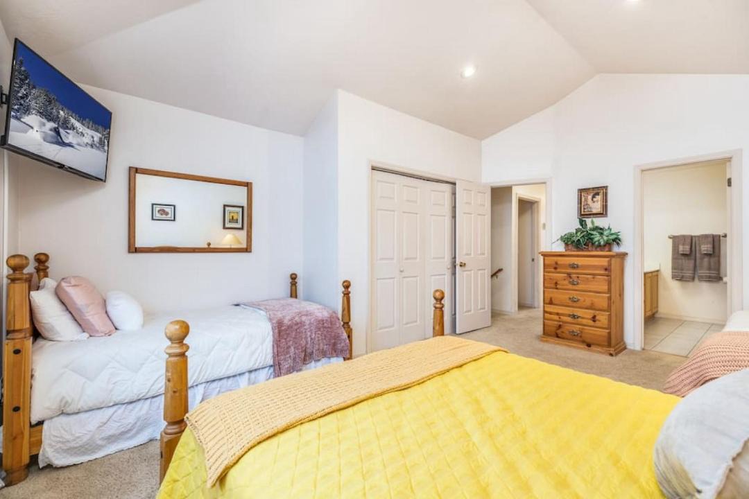 Photo of Bedroom in Cottonwood Heights