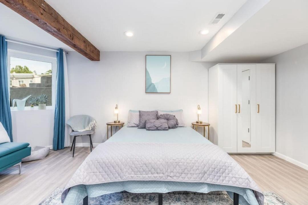 Photo of Bedroom in Lower Avenues