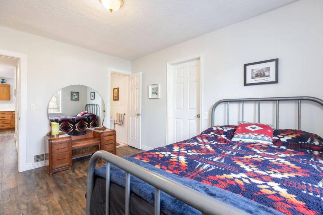 Photo of Bedroom in Cottonwood Heights