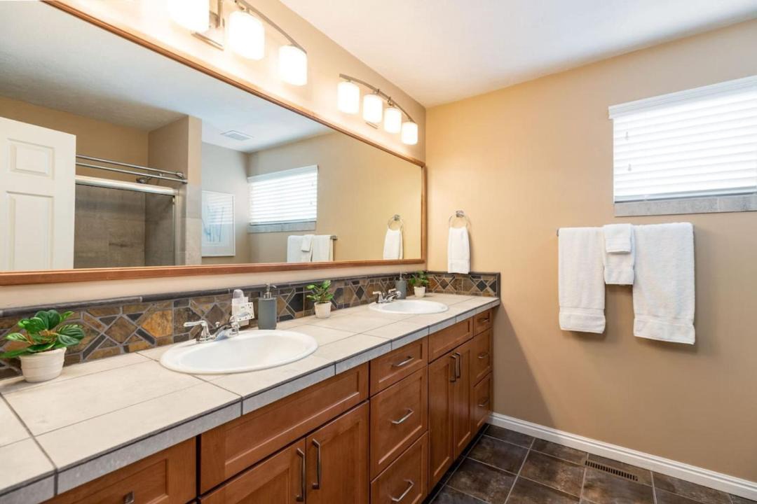 Photo of Bathroom in Cottonwood Heights