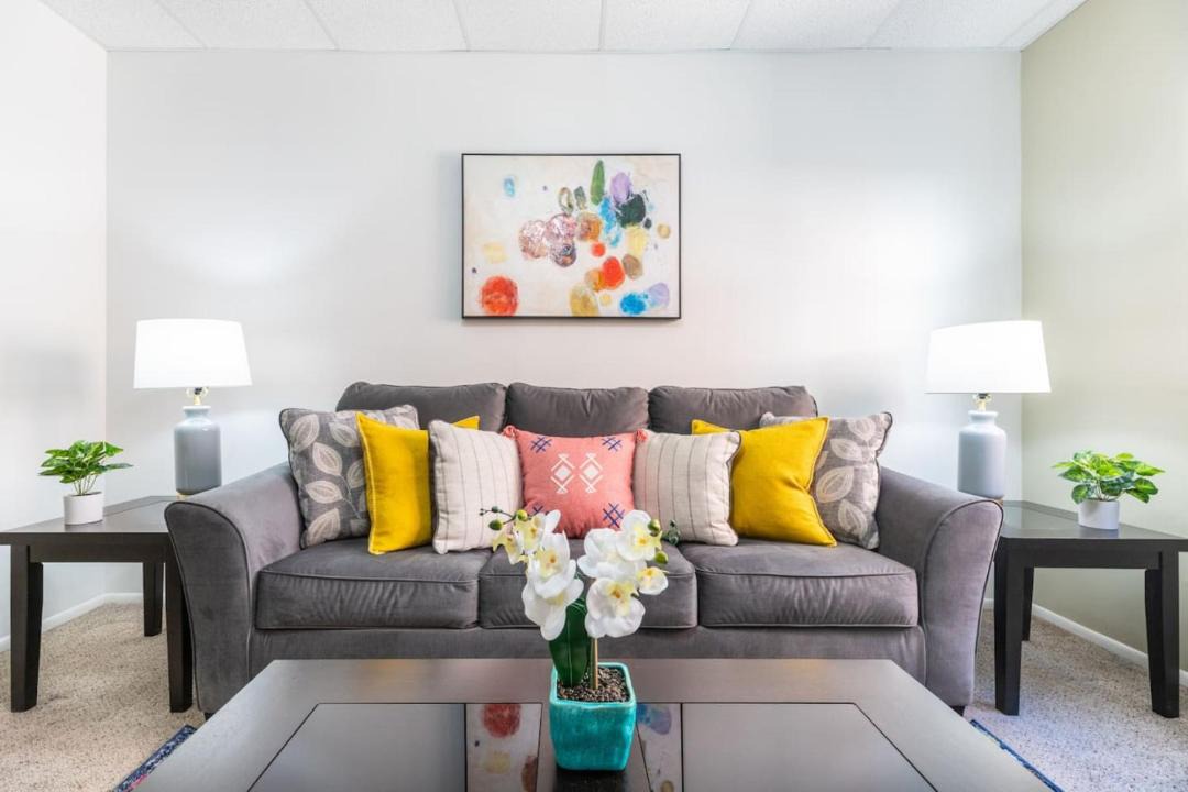 Photo of Livingroom in Lower Avenues