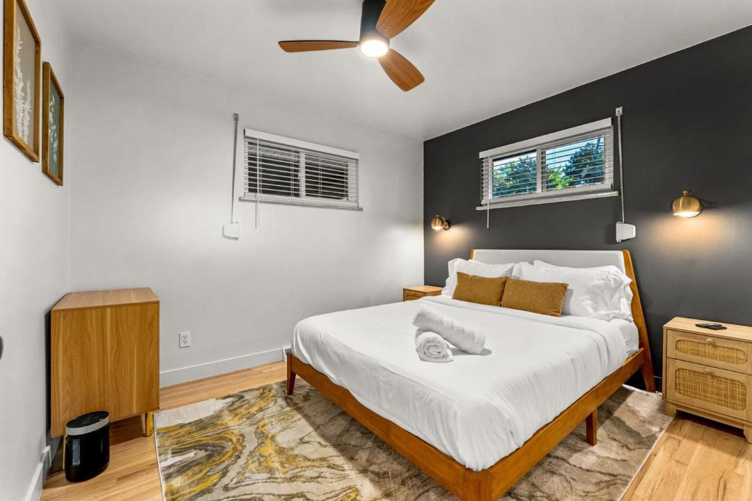 Photo of Bedroom in Scenic Heights