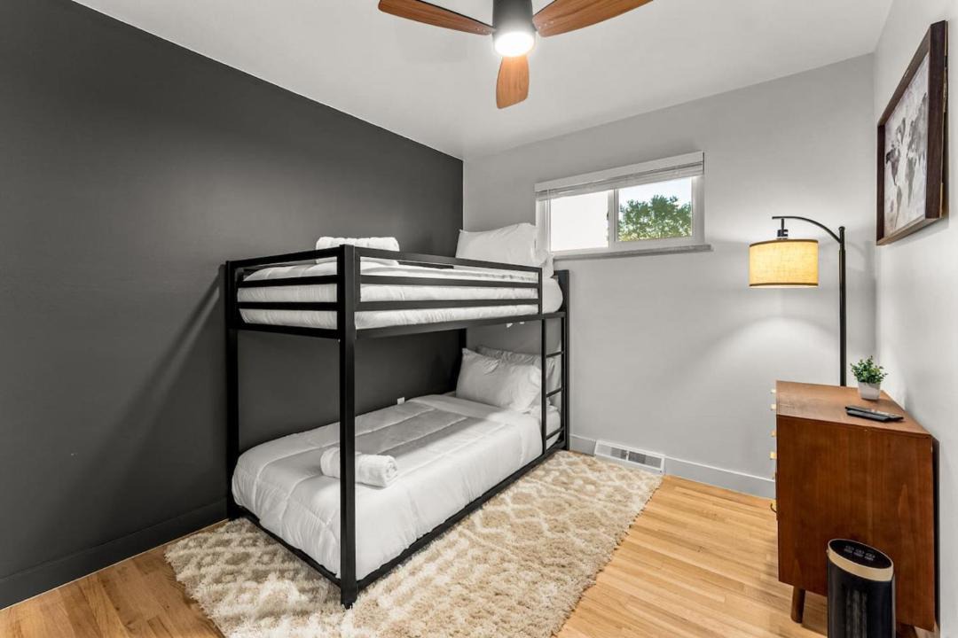 Photo of Bedroom in Scenic Heights