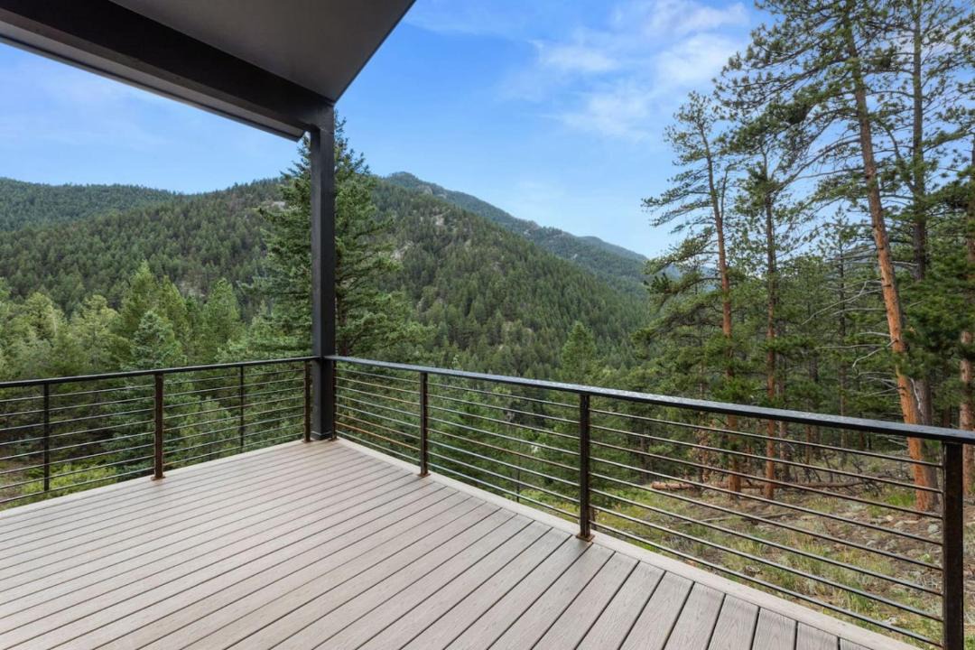 Photo of Patio Balcony in Jamestown