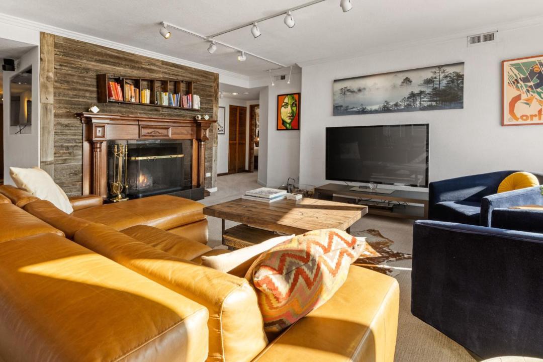 Photo of Livingroom in LoDo