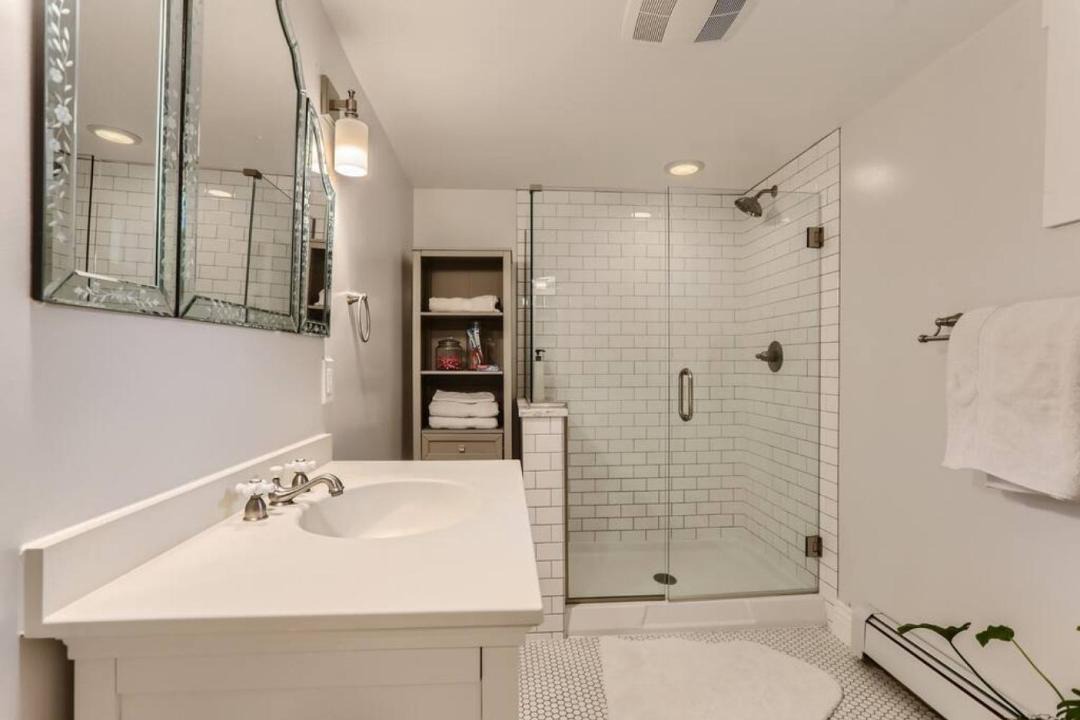 Photo of Bathroom in Hilltop