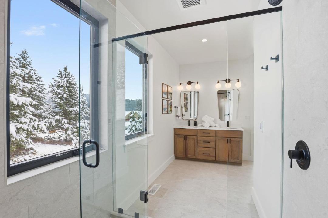 Photo of Bathroom in Gallatin Gateway