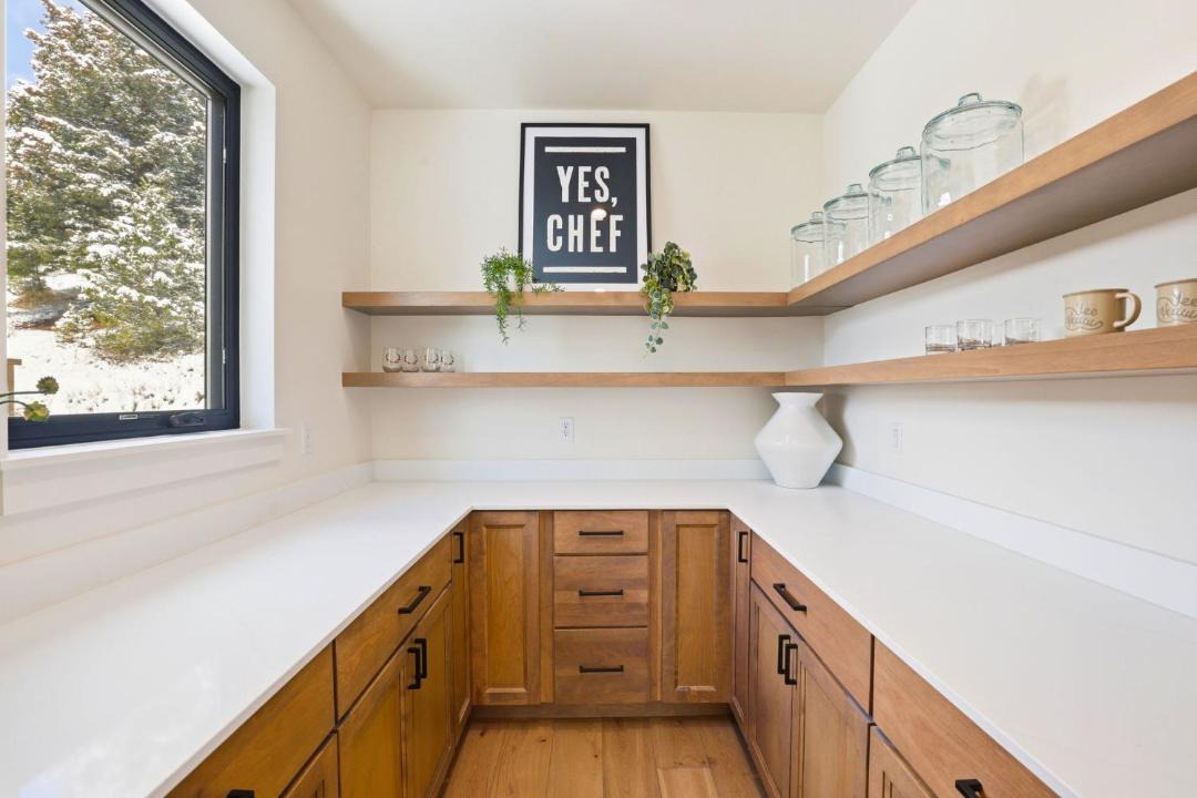Photo of Kitchen in Gallatin Gateway