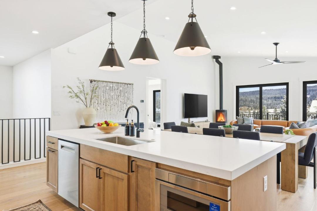 Photo of Kitchen in Gallatin Gateway