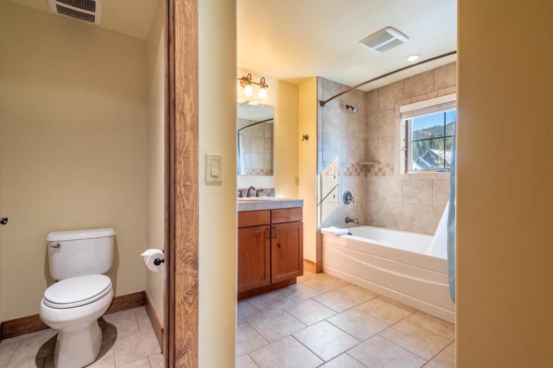 Photo of Bathroom in Copper Mountain Village