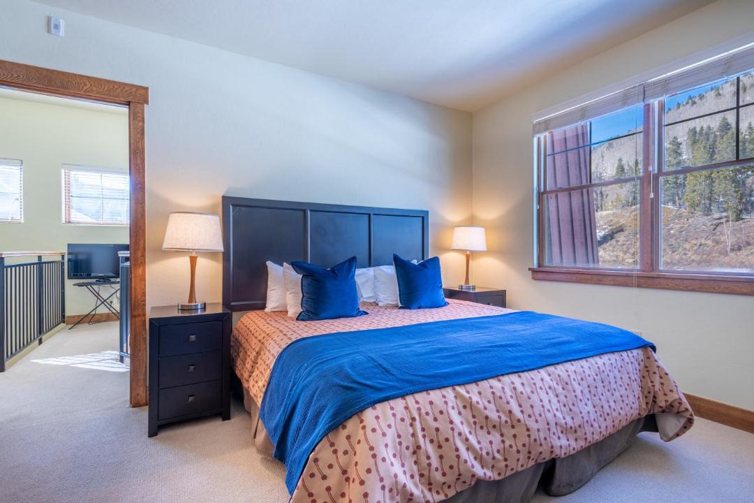Photo of Bedroom in Copper Mountain Village