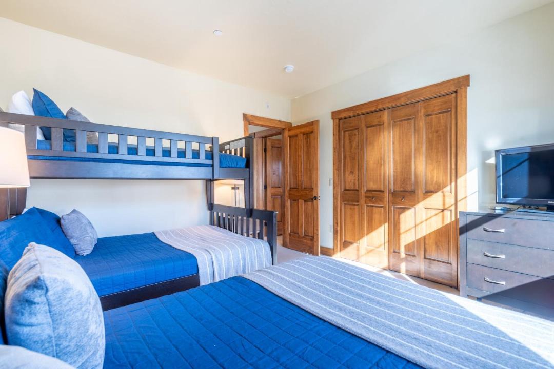 Photo of Bedroom in Copper Mountain Village