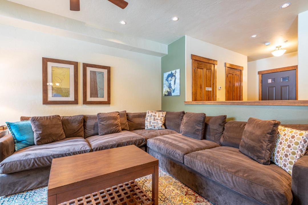 Photo of Livingroom in Copper Mountain Village