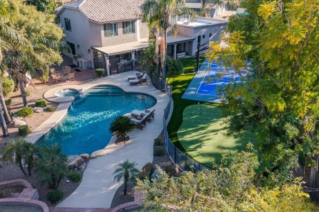 Photo of Others in Paradise Valley Village
