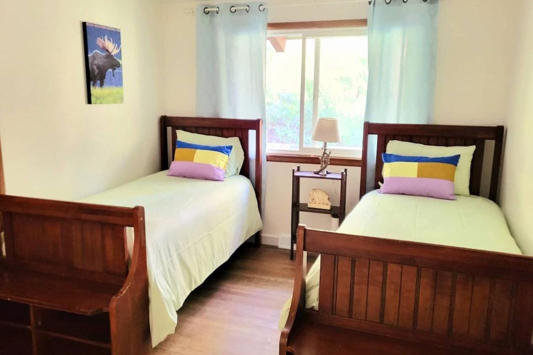 Photo of Bedroom in Drake