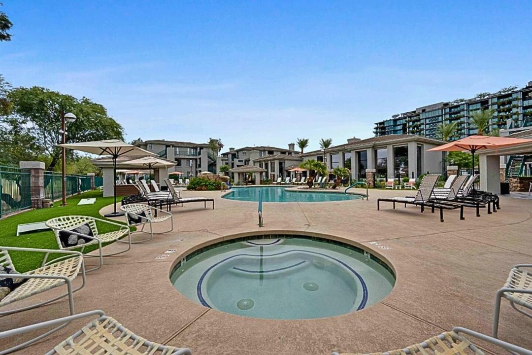 Photo of Others in Kierland