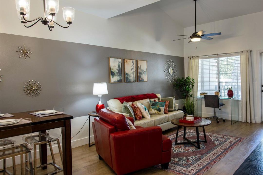 Photo of Livingroom in North Scottsdale