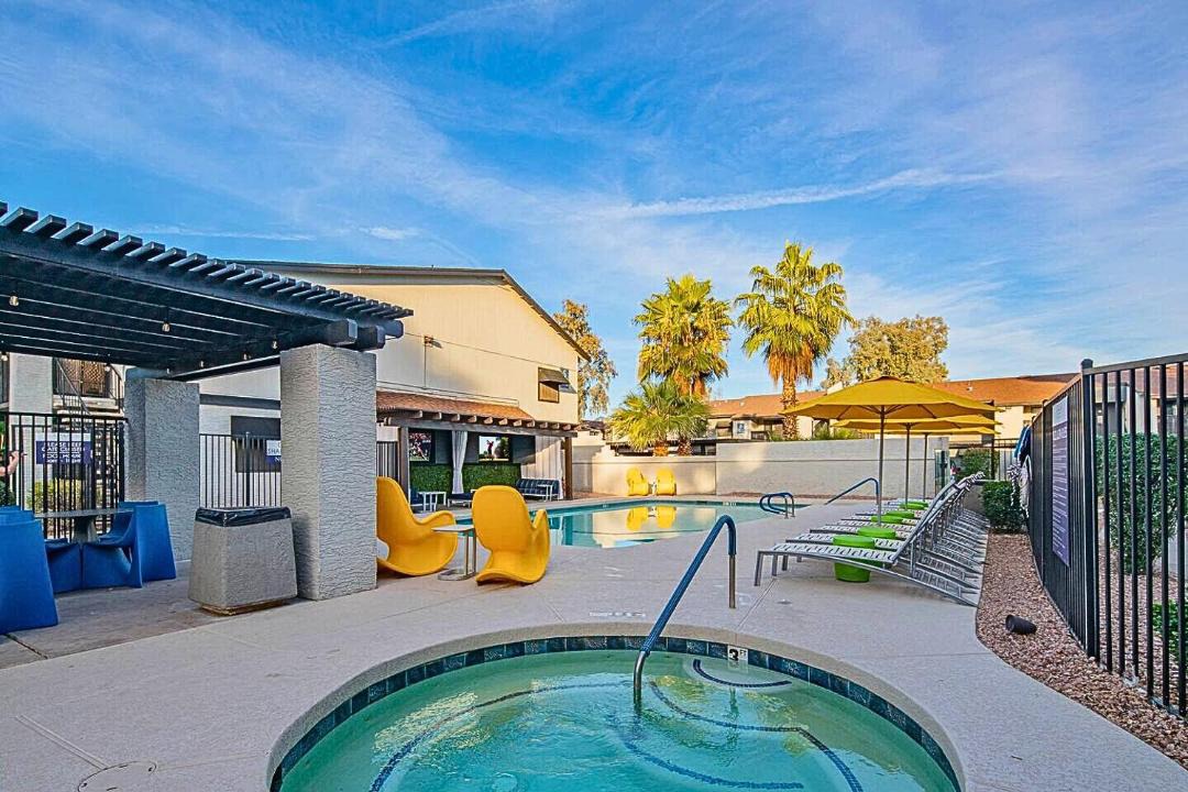 Photo of Patio Balcony in Paradise Valley Village