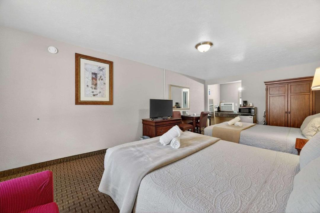 Photo of Bedroom in Manitou Springs