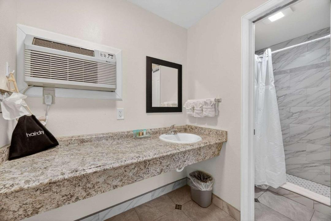 Photo of Bathroom in Manitou Springs