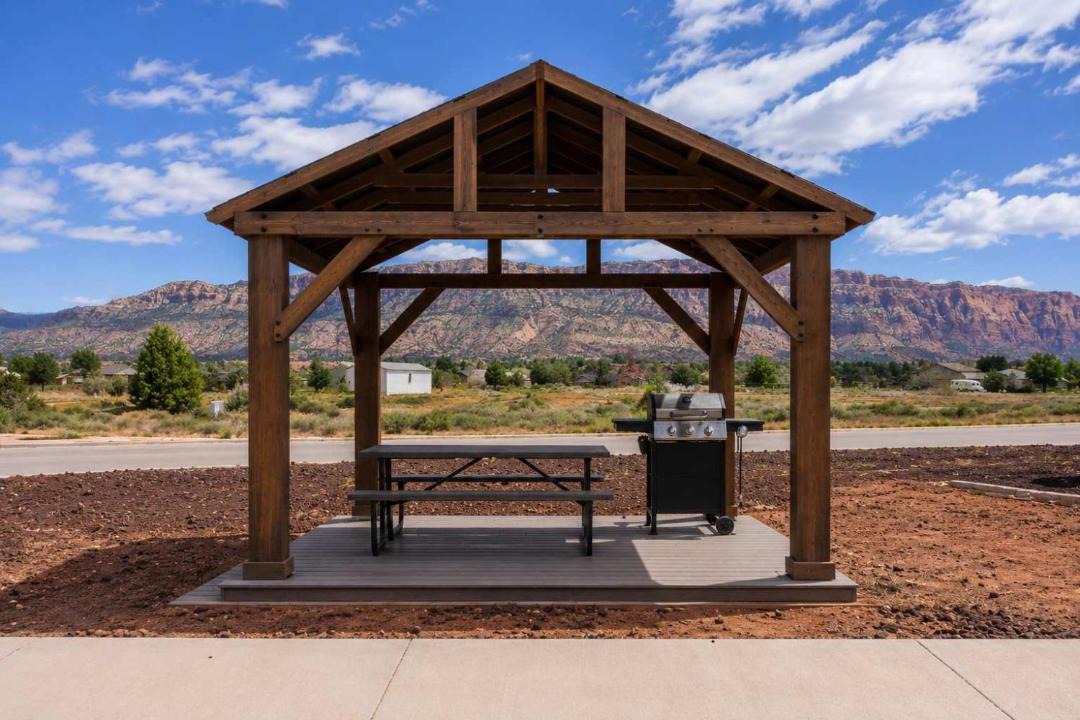 Photo of Others in Apple Valley
