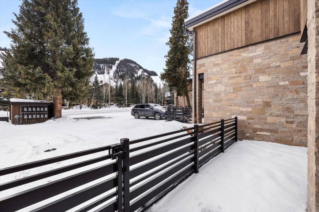 Photo of Others in Aspen