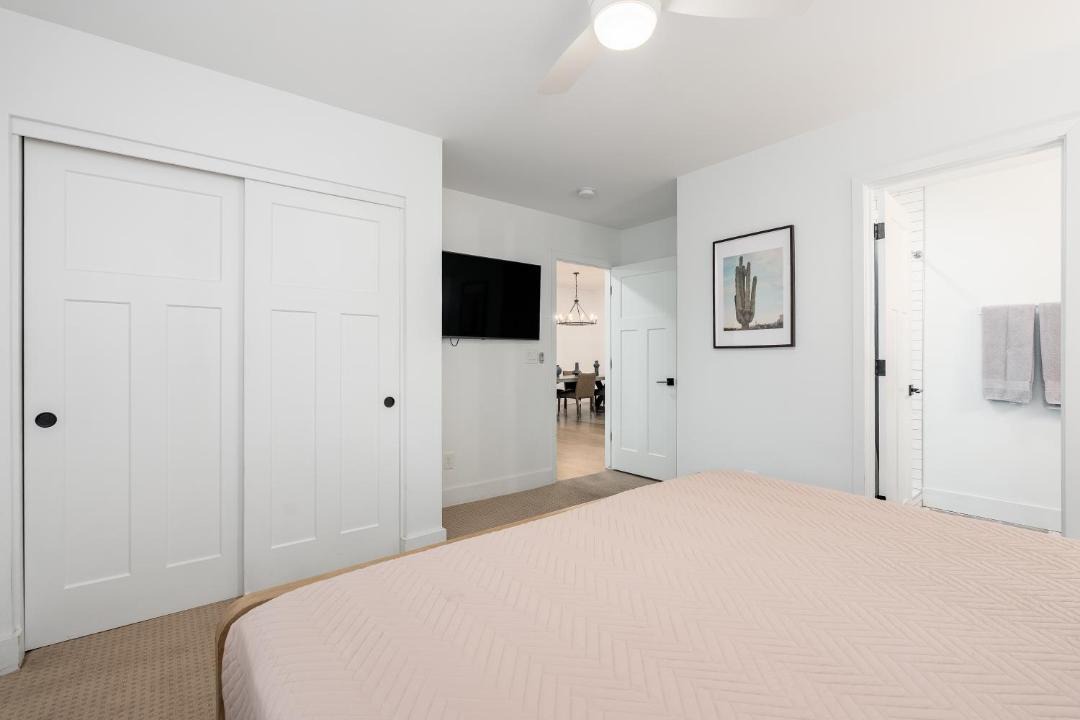 Photo of Bedroom in Paradise Valley Village