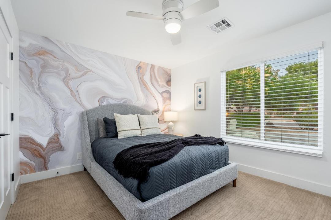 Photo of Bedroom in Paradise Valley Village