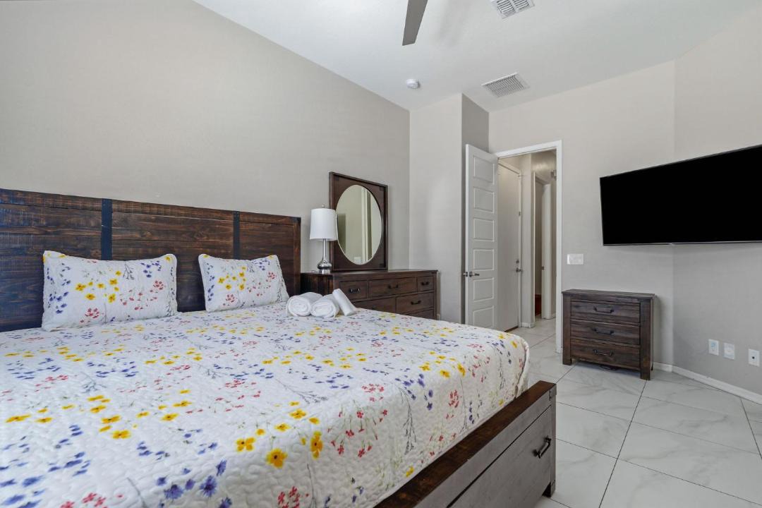 Photo of Bedroom in Queen Creek