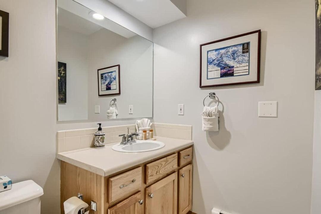 Photo of Bathroom in Wildernest