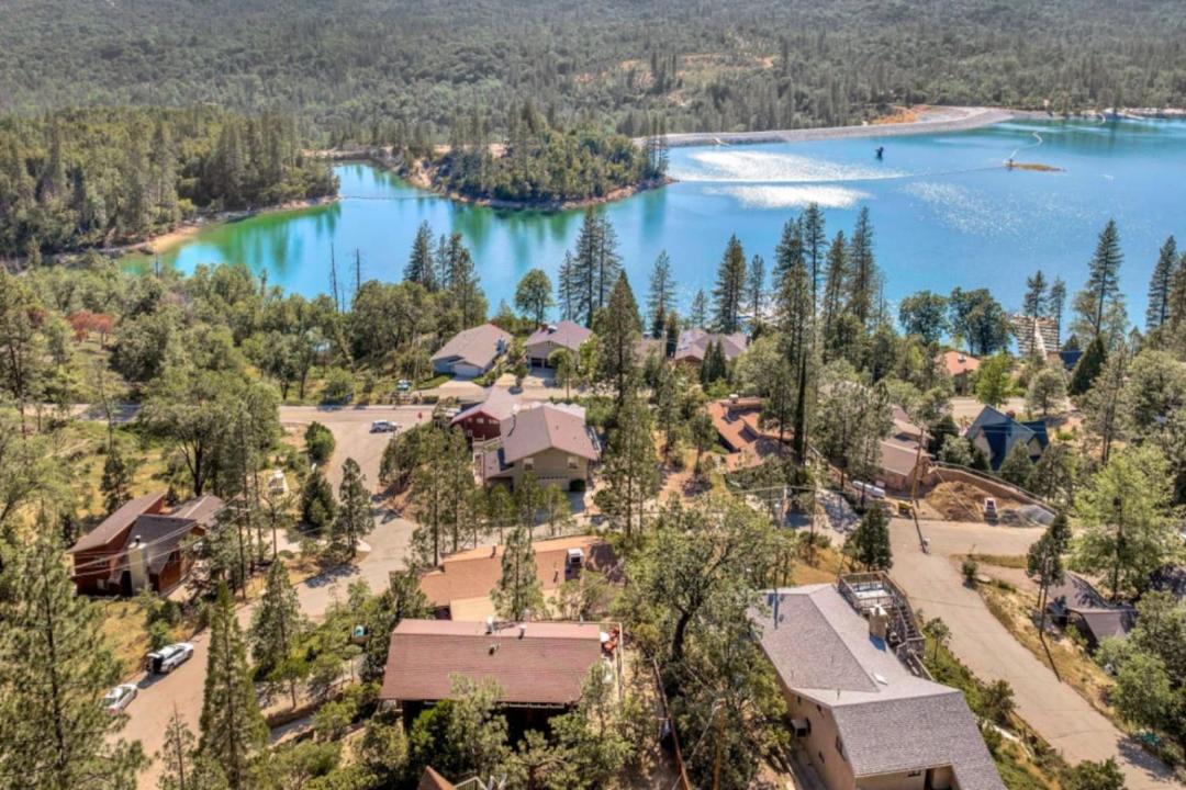 Photo of Others in Bass Lake