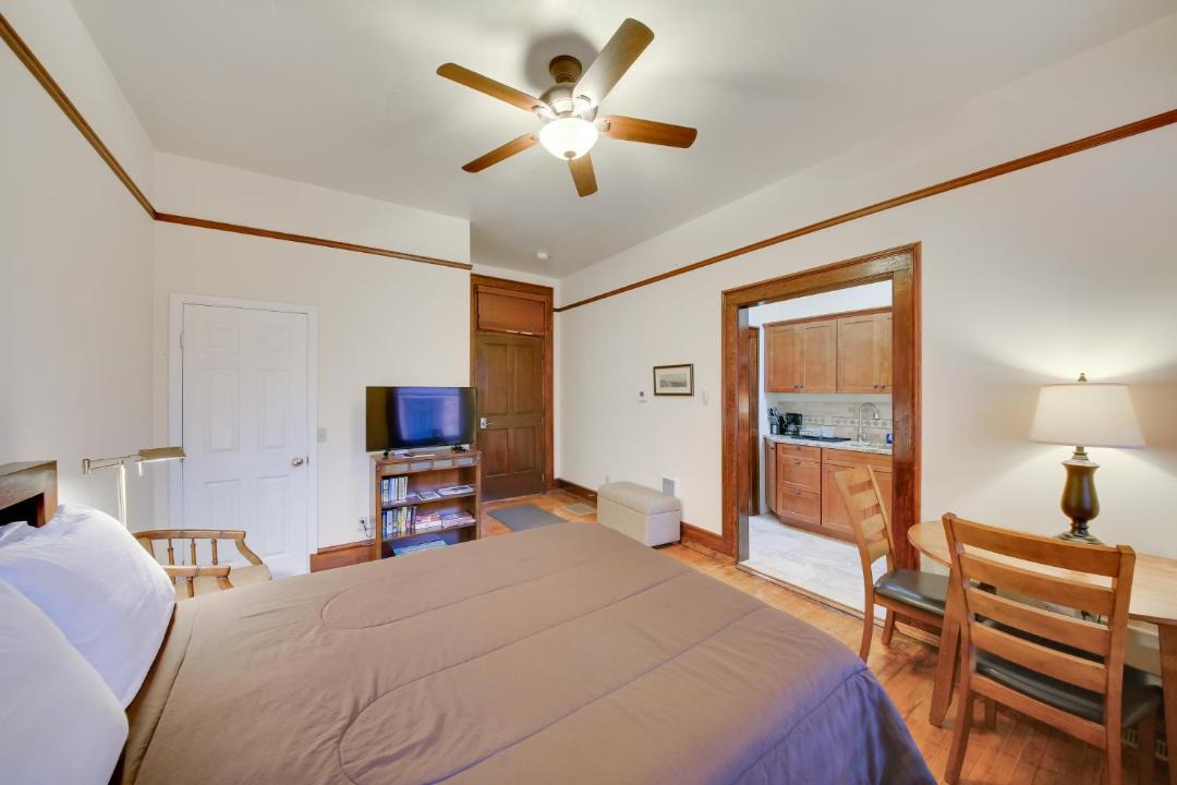 Photo of Bedroom in Wallace