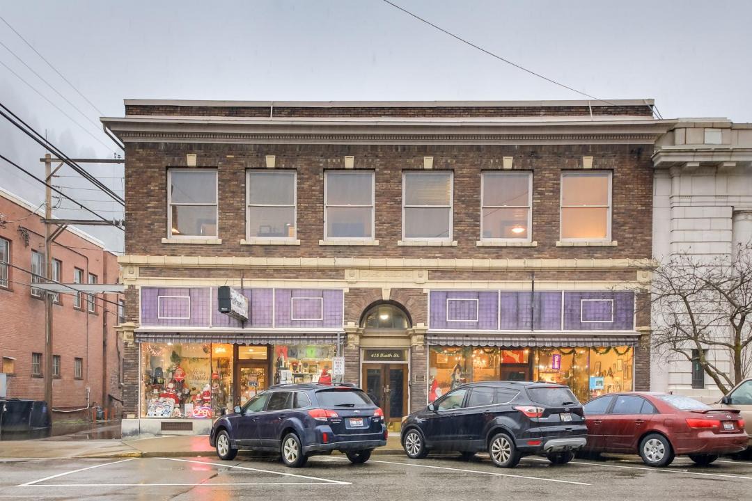 Photo of Buildings in Wallace