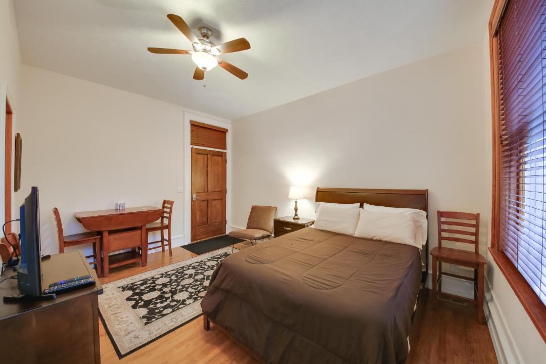Photo of Bedroom in Wallace
