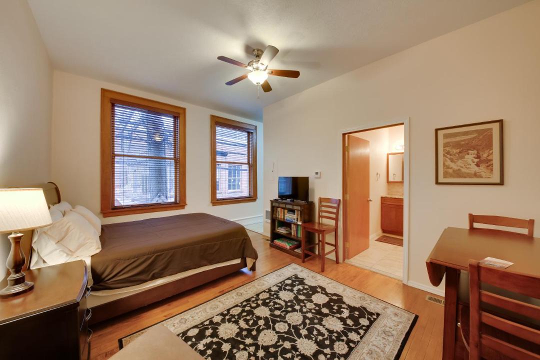 Photo of Bedroom in Wallace