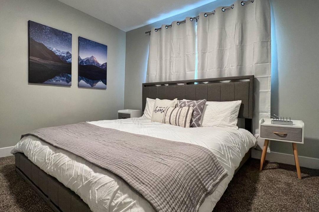 Photo of Bedroom in South Salt Lake