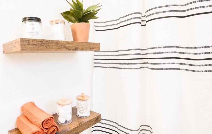 Photo of Bathroom in Page
