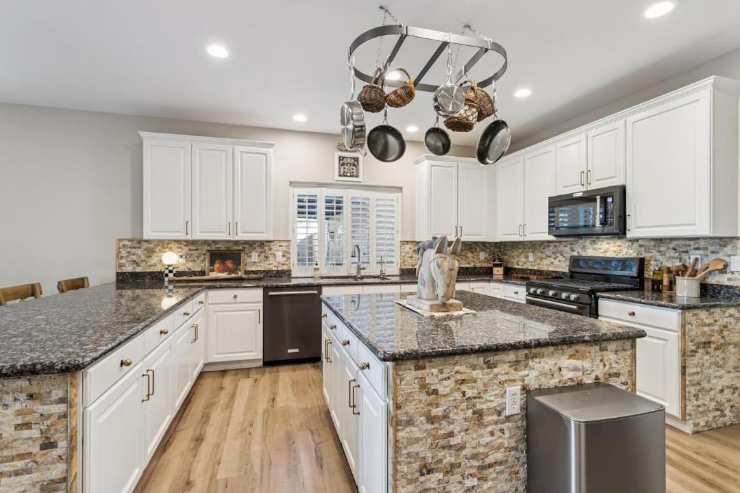 Photo of Kitchen in Desert View Village